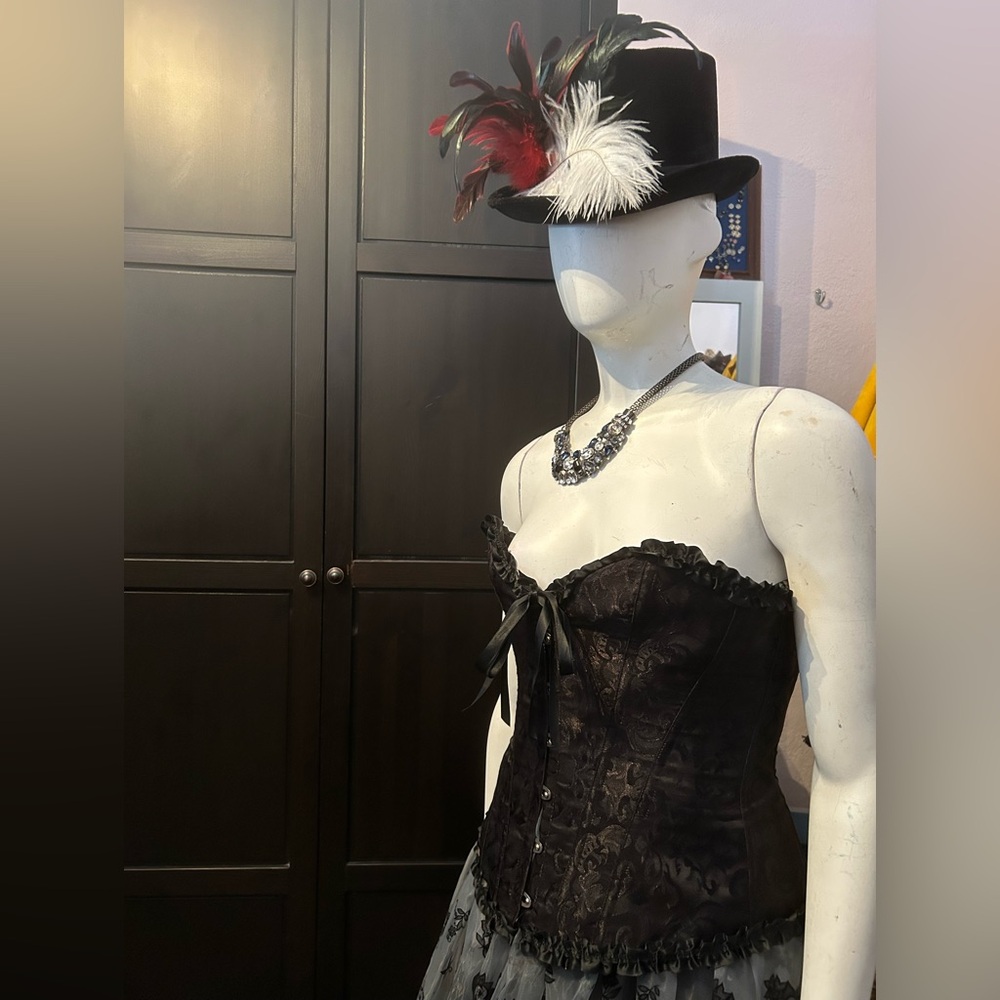# 19  Sexy black Black Corset